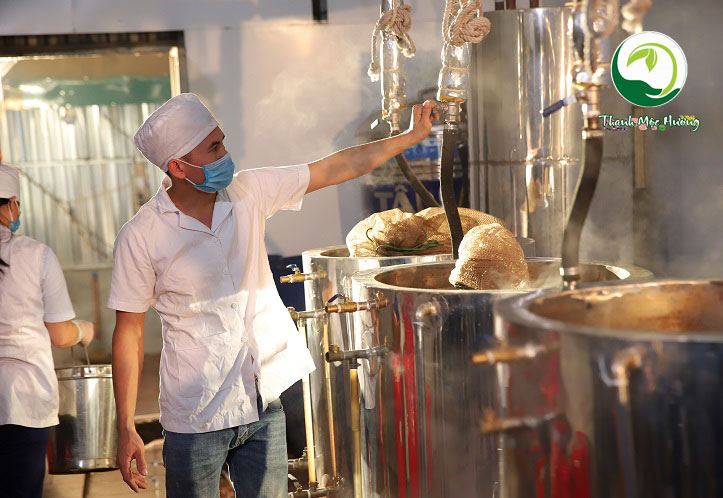 chiết suất nghiên liệu thanh mộc hương